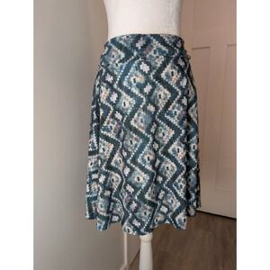 Viereck Women's Green Casual Skirt Size Large